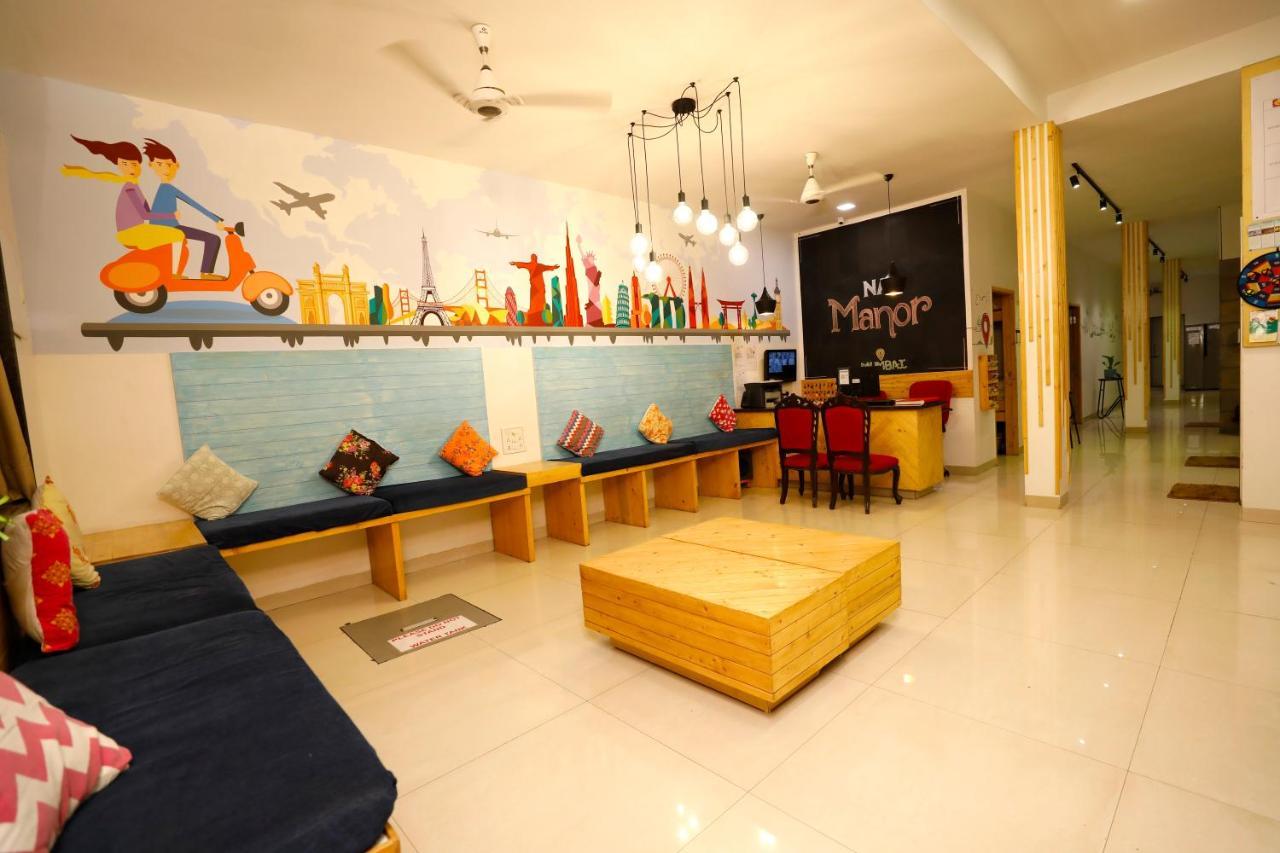 Nap Manor Hostels Мумбаи Экстерьер фото
